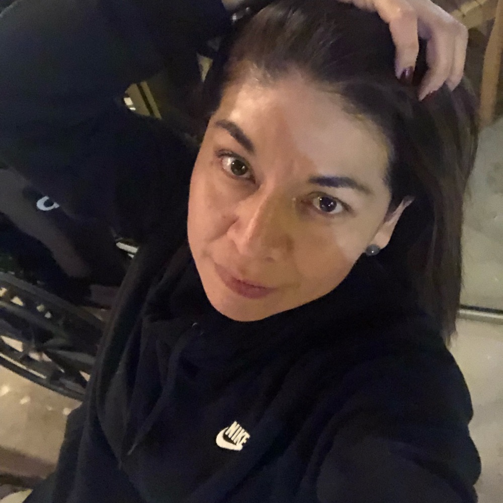 Meet your Posher, Antonia